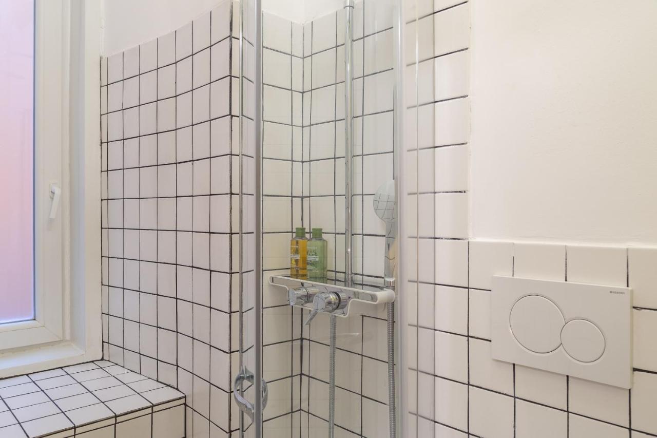 Tiny Cozy Studio In The City Center ตรีเอสเต ภายนอก รูปภาพ
